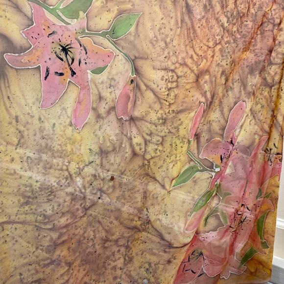 Vintage Batik hand painted floral print square scarf or wrap - Picture 2 of 3